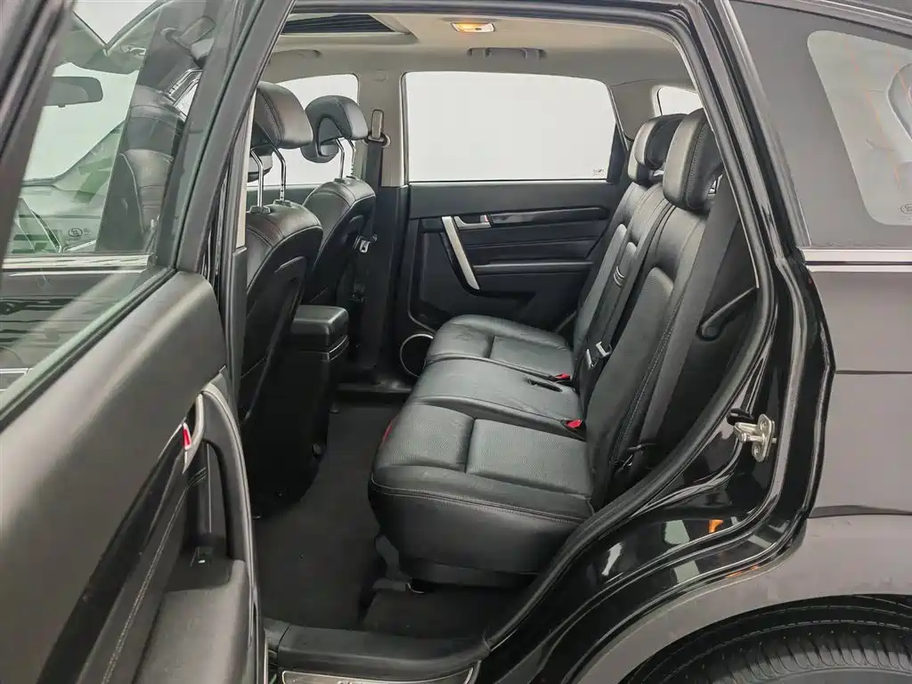 Chevrolet Captiva 2017 2.4L 2WD Luxury Edition 7-Seater фото 15