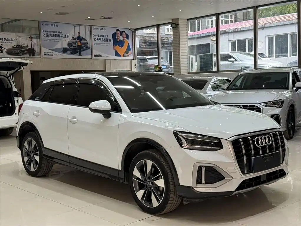 Audi Q2L 2022 35 TFSI Fashion Elegance фото 3