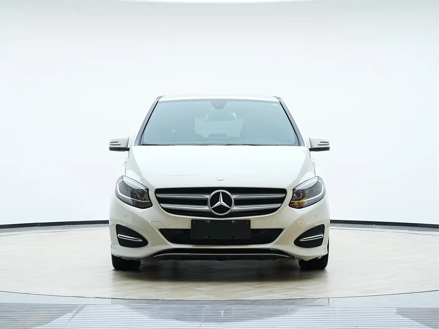 Mercedes-Benz B-Class 2016 B 180 фото 2