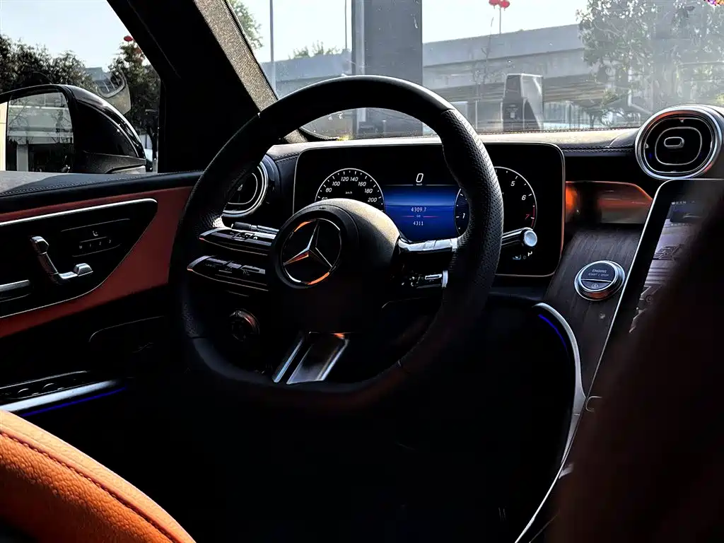Mercedes-Benz GLC 2024 GLC 300 L 4MATIC Dynamic 5-seater фото 8