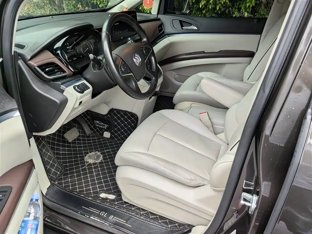 Buick GL8 2021 Land Business Class 652T Premium фото 11