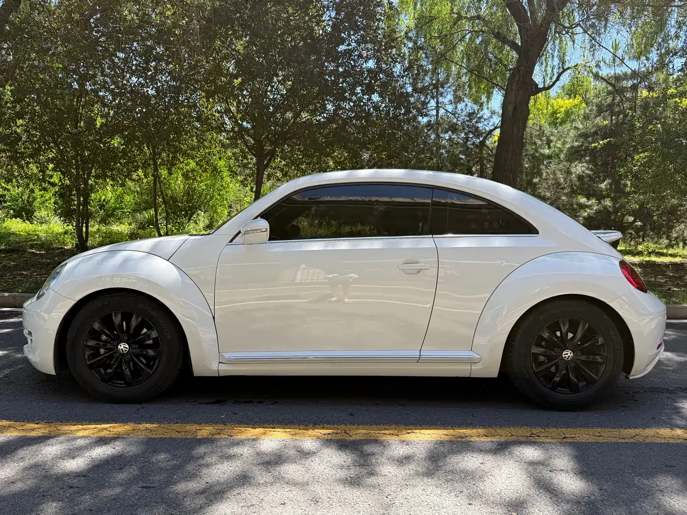 Volkswagen Beetle 2014 1.4TSI Fashion Edition фото 3