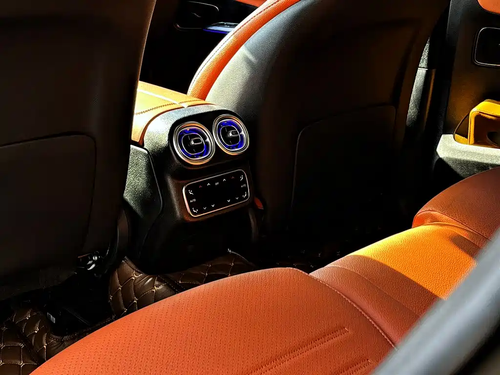 Mercedes-Benz GLC 2024 GLC 300 L 4MATIC Dynamic 5-seater фото 14