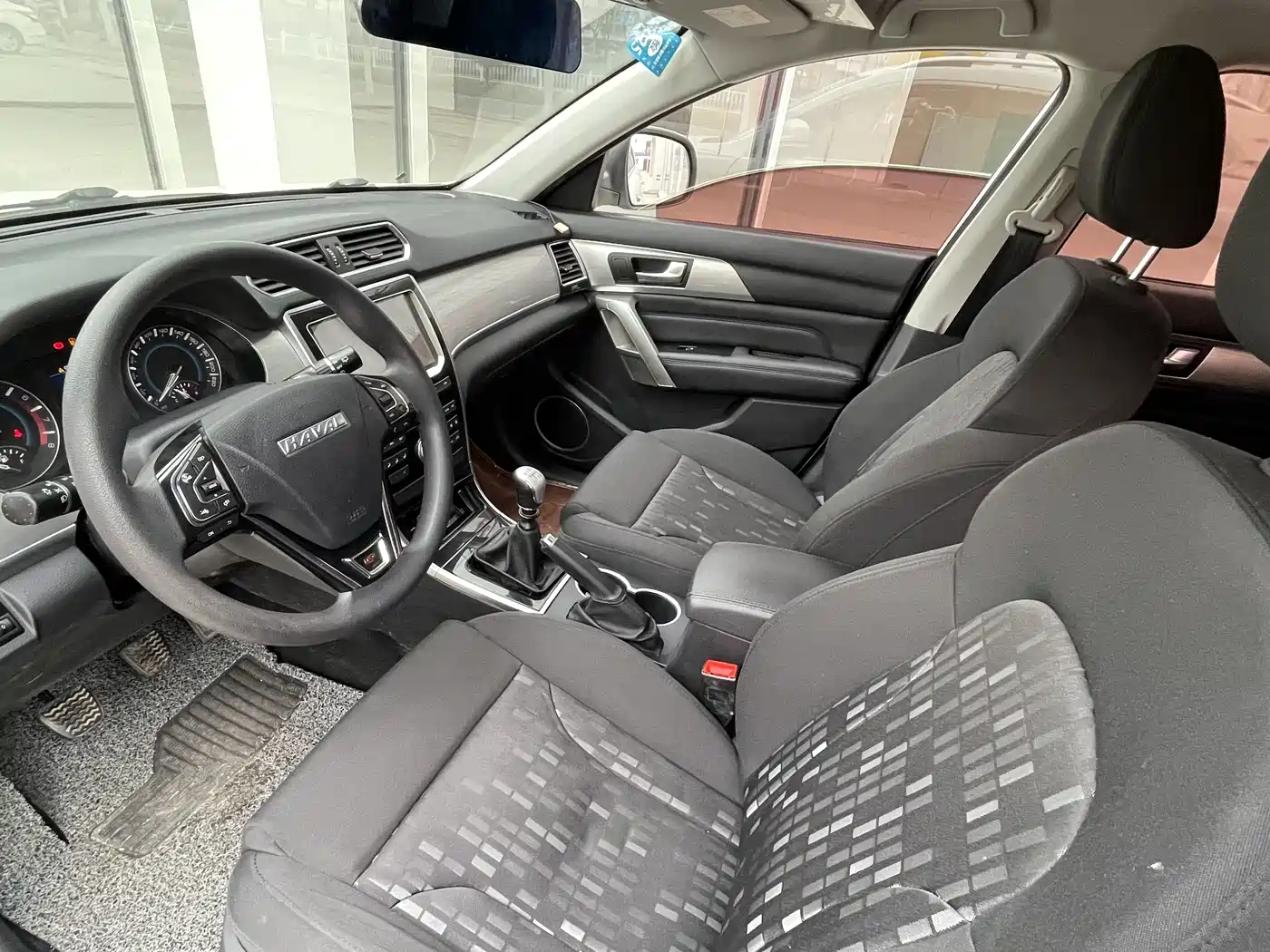 Haval H2 2017 Red Label 1.5T Manual 2WD Comfort фото 6
