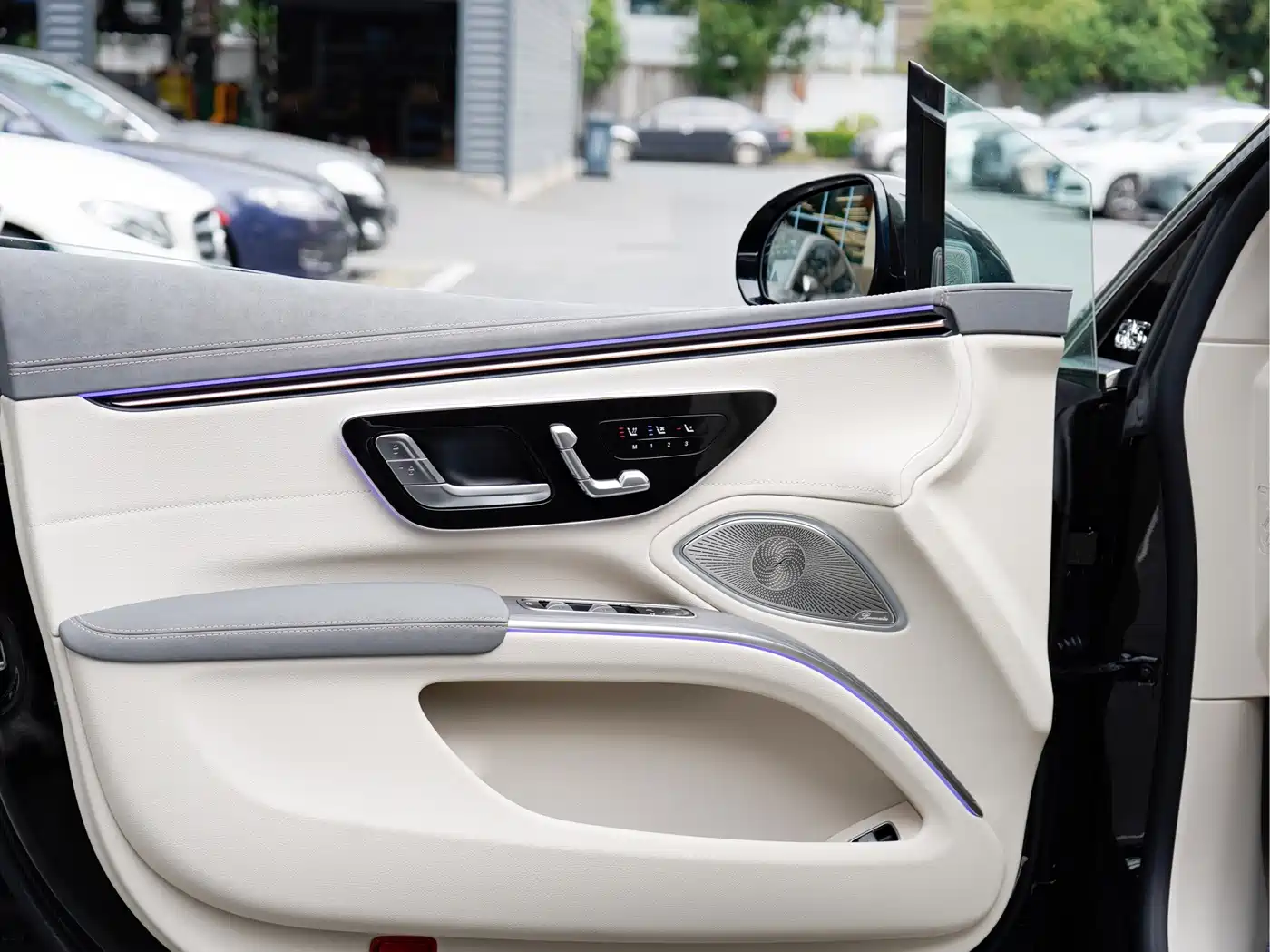 Mercedes-Benz EQS, миниатюра 12