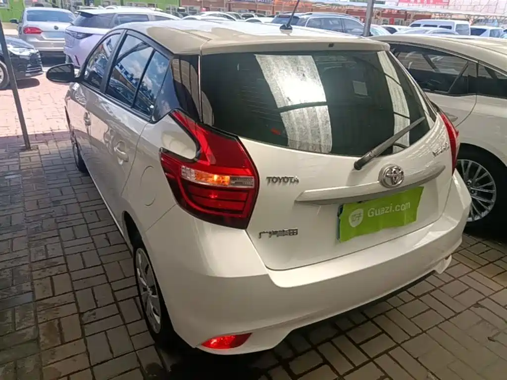Toyota YARiS L Zhi Xuan 2016 Facelift 1.5E CVT Charming Edition фото 5