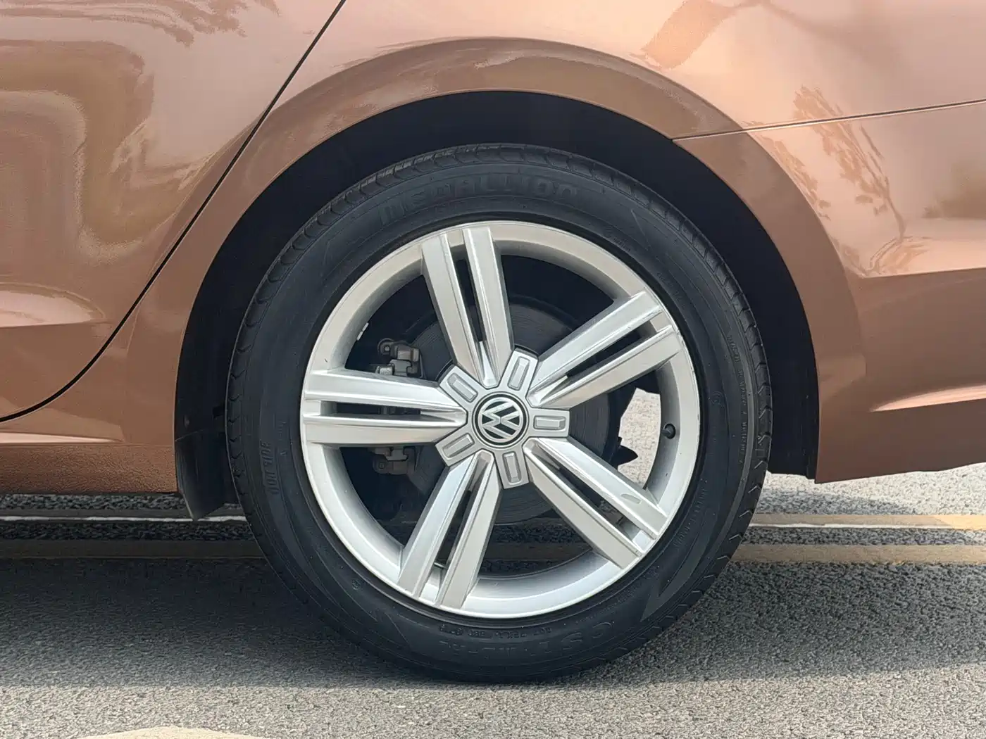 Volkswagen Lamando 2015 280TSI DSG Comfort фото 22