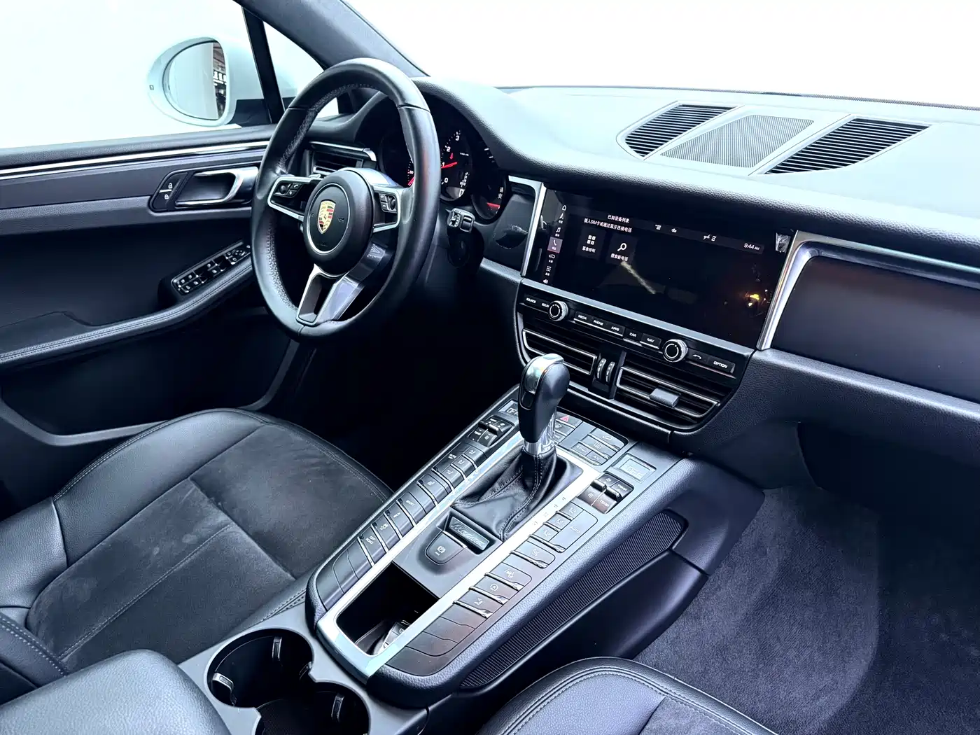Porsche Macan 2020 Macan 2.0T фото 26