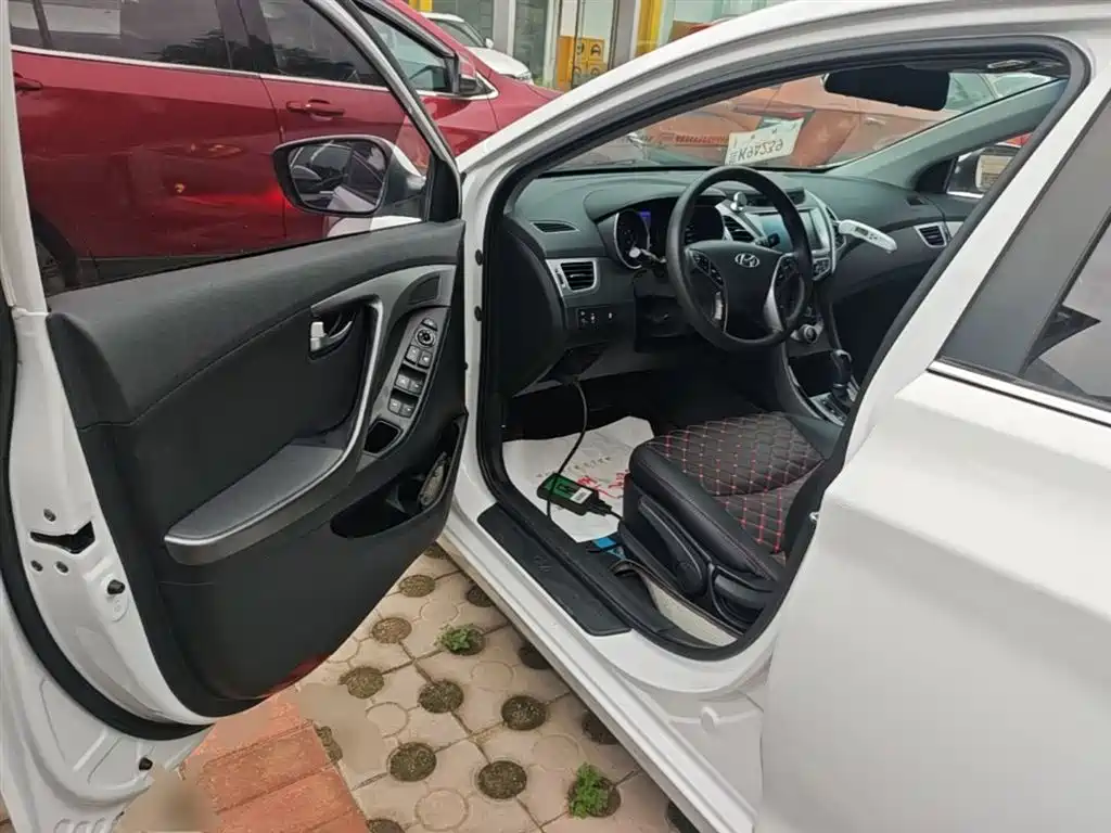 Hyundai Langdong 2016 1.6L Automatic Premium Edition фото 16