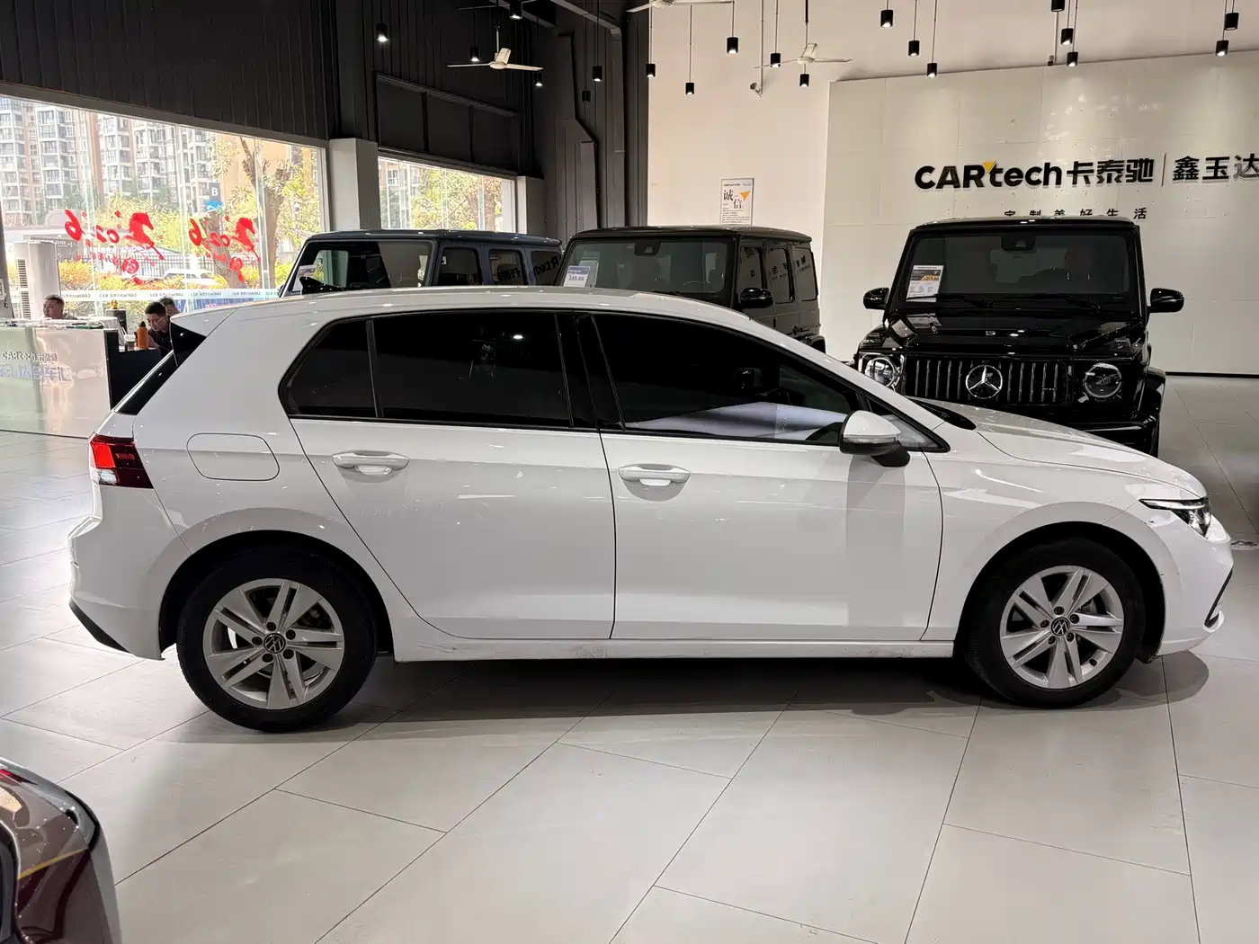 Volkswagen Golf 2023 Model 200TSI DSG фото 4