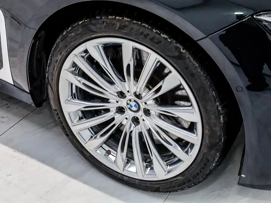 BMW 7 Series 2019 M760Li xDrive V12 Luxury Package фото 21