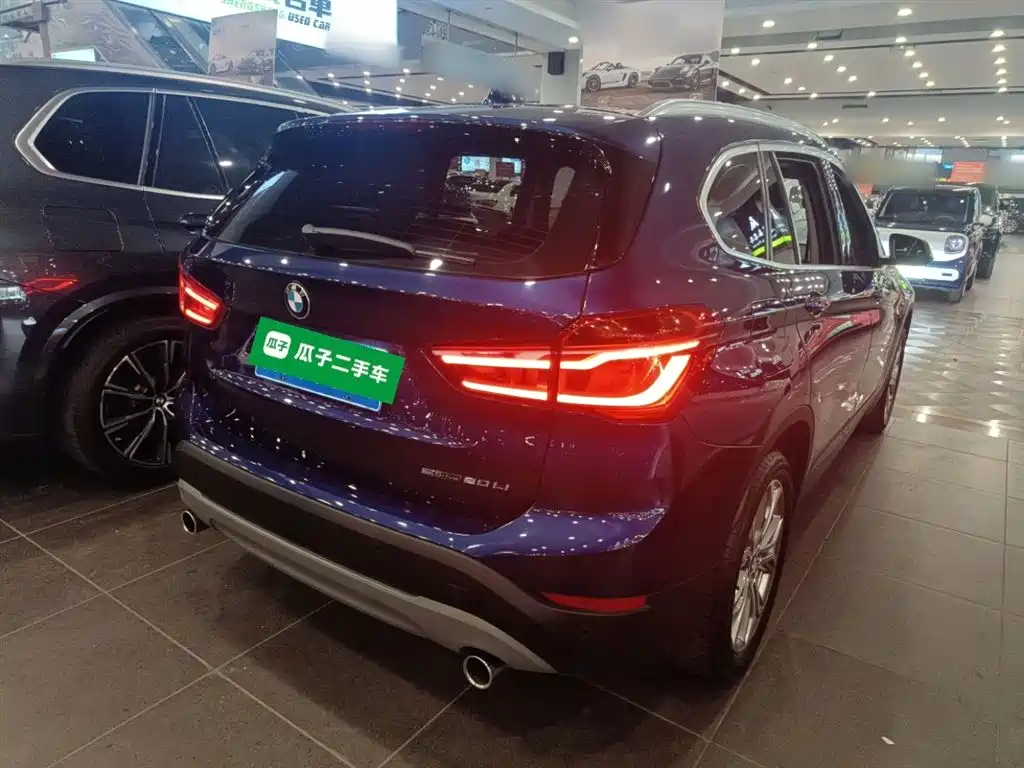 BMW X1 2019 sDrive20Li Leading Model фото 5