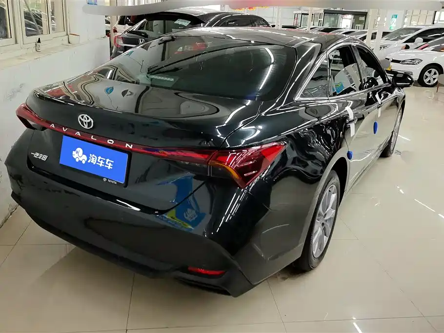 TOYOTA ASIAN DRAGON