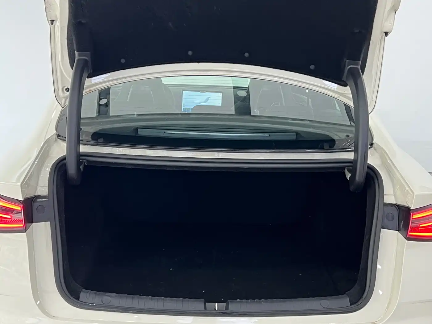 BYD Seal 06 New Energy 2025 DM-i Smart Drive Edition 120KM Luxury фото 7