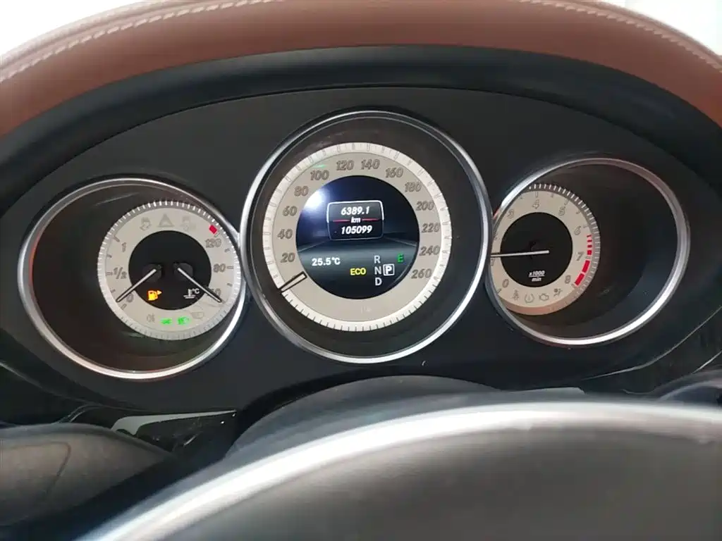Mercedes-Benz CLS 2017 CLS 320 Elegance Edition фото 12