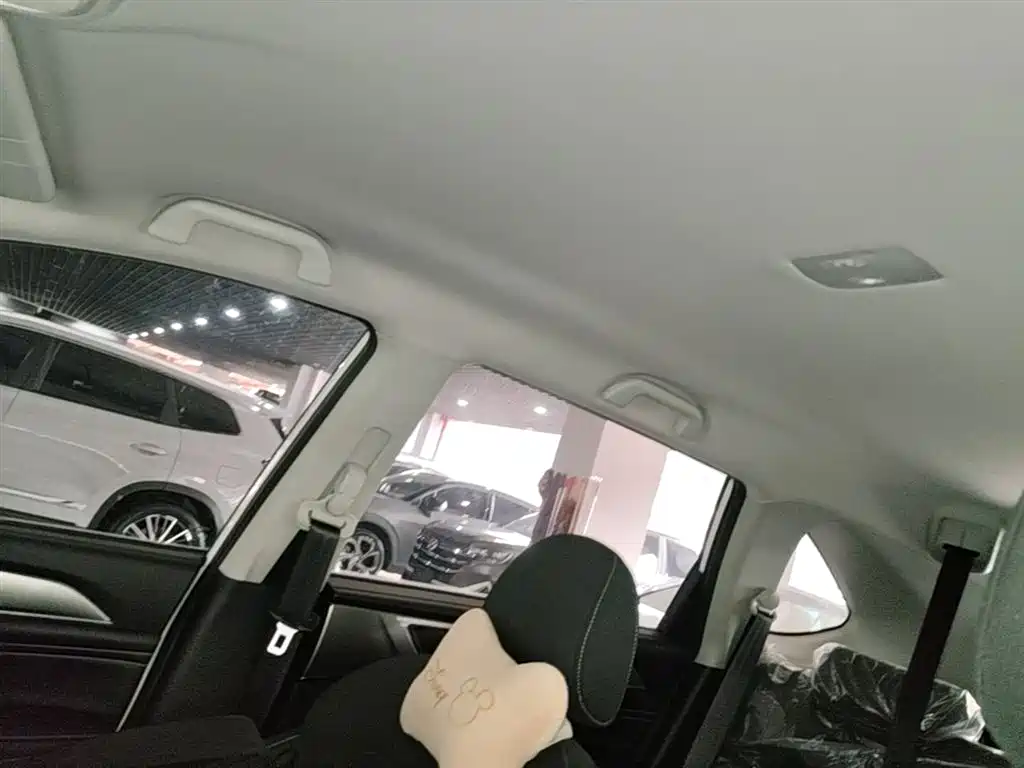 Haval M6 2021 PLUS 1.5T DCT Elite Smart Connect фото 18