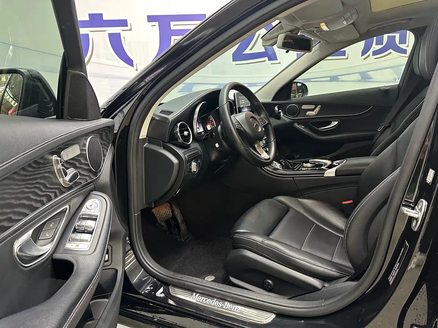 Mercedes-Benz C-Class 2018 C 200 L Sport Edition фото 7