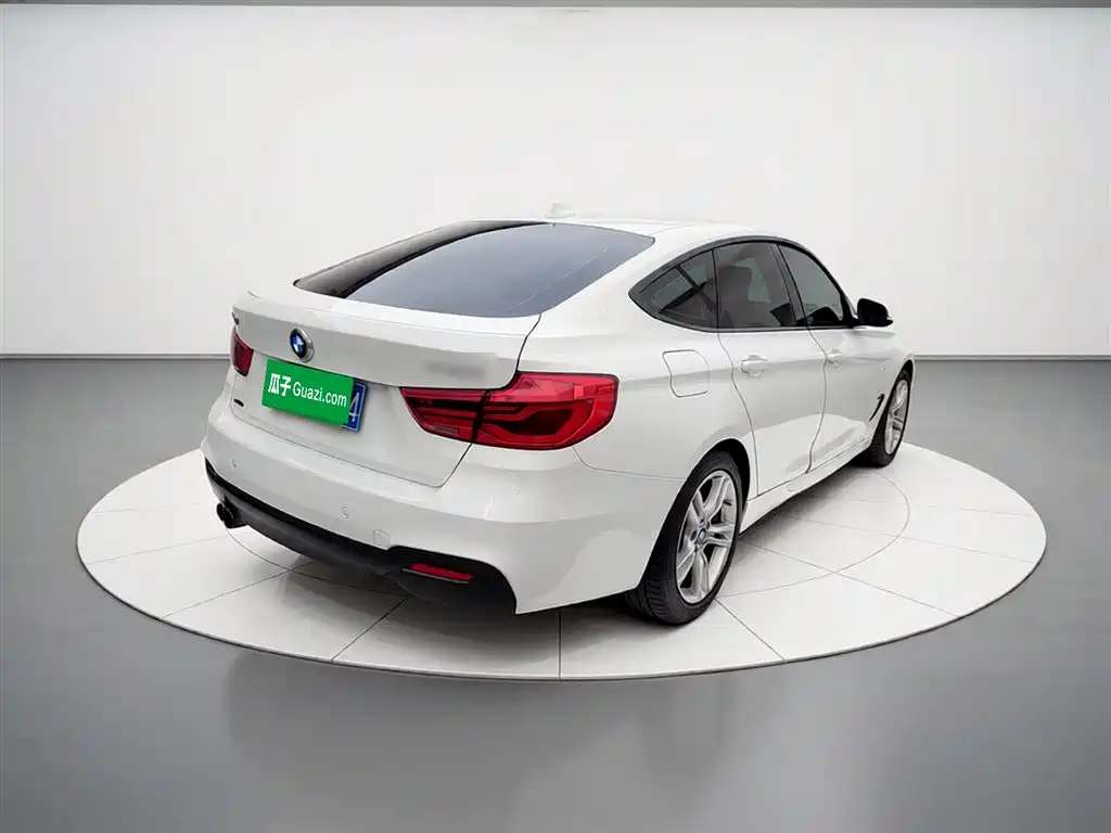 BMW 3 Series GT 2017 330i xDrive M Sport фото 5