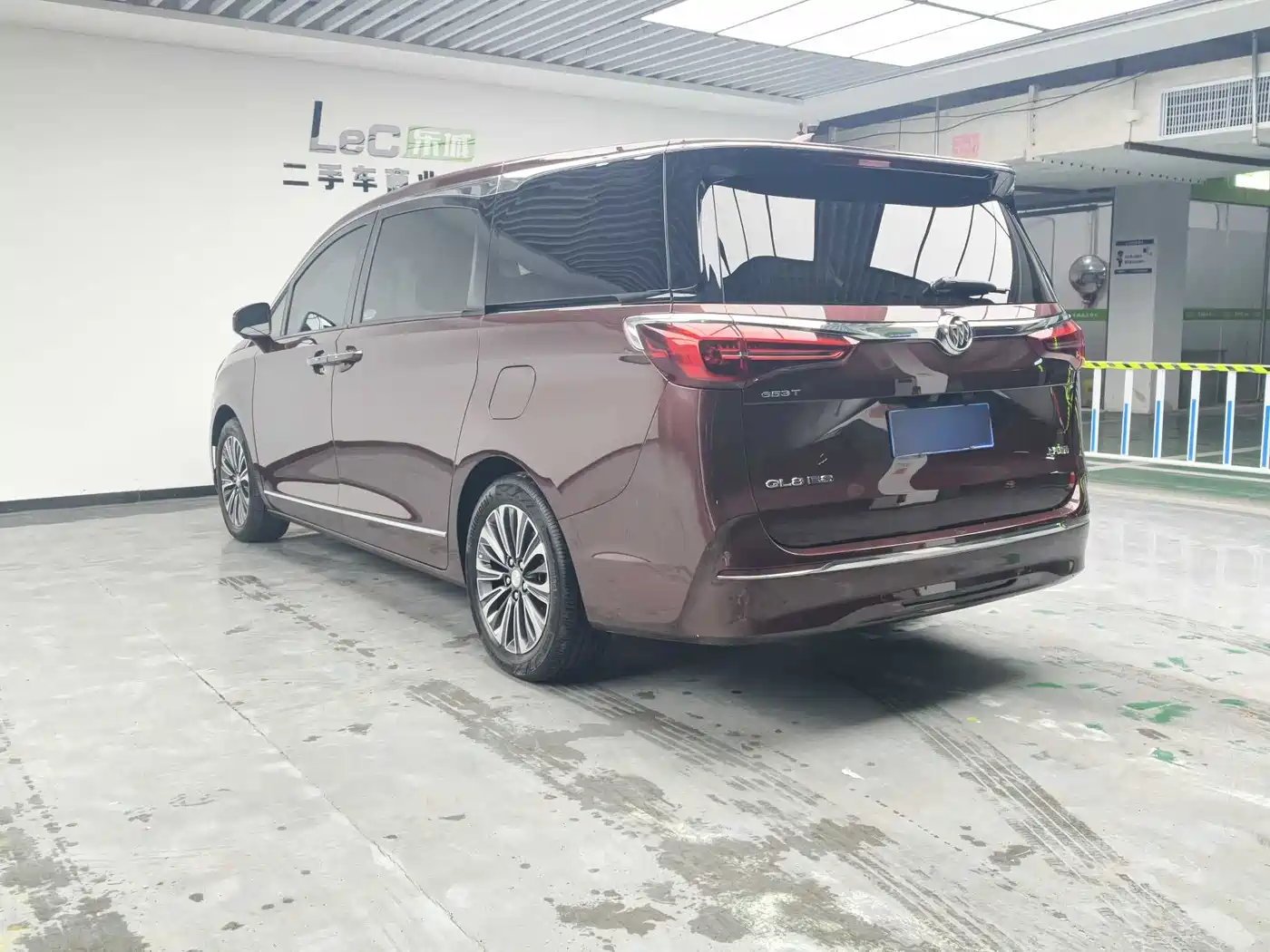 Buick GL8 2022 ES Landmark 653T Flagship фото 7