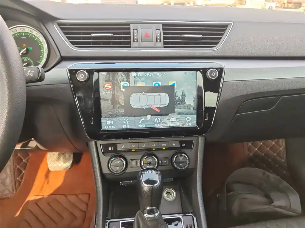 Škoda Superb 2018 TSI330 DSG Comfort Edition China V фото 13