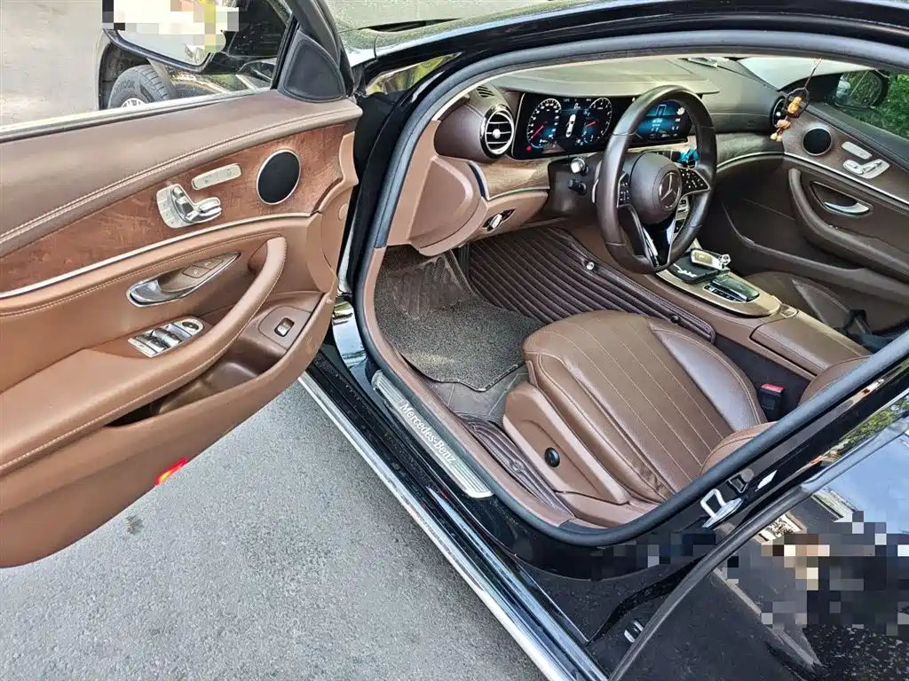 Mercedes-Benz E-Class 2021 E 300 L Fashion фото 14