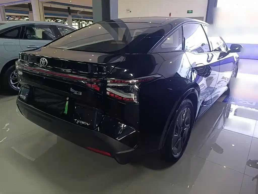 Toyota bZ3 2023 517km Elite PRO фото 7
