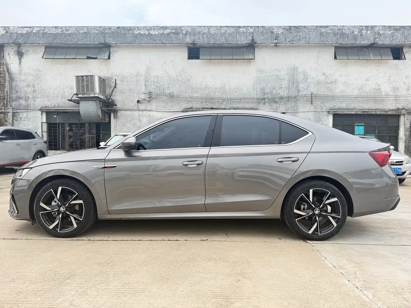 Škoda Octavia 2021 PRO TSI280 DSG Premium Edition фото 4