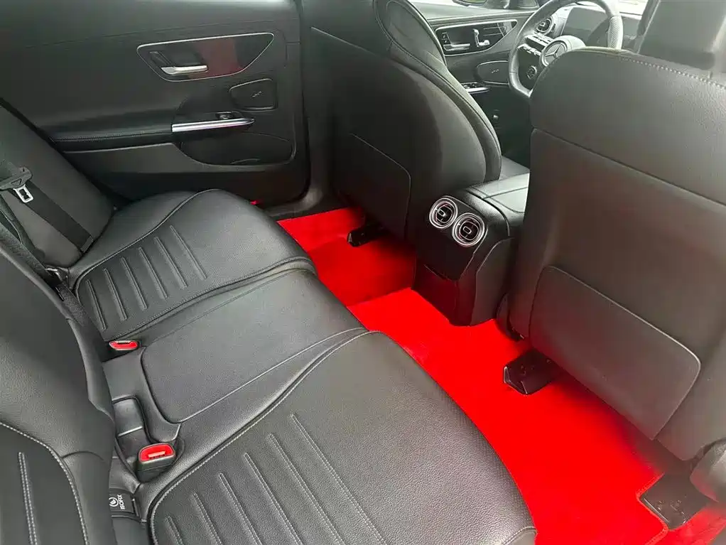 Mercedes-Benz C-Class 2023 C 260 L Sport фото 16