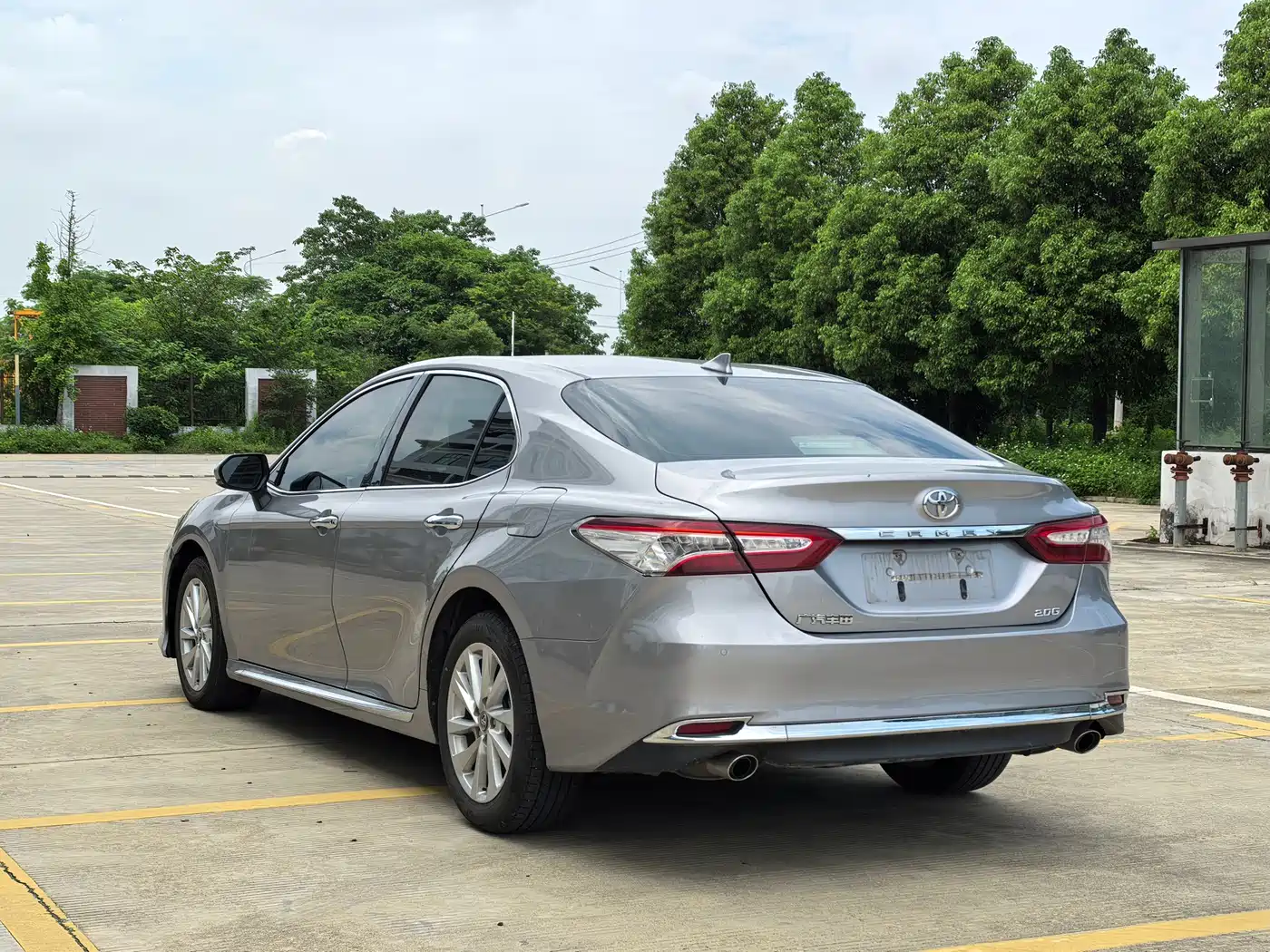 Toyota Camry 2023 2.0G Luxury Edition фото 7
