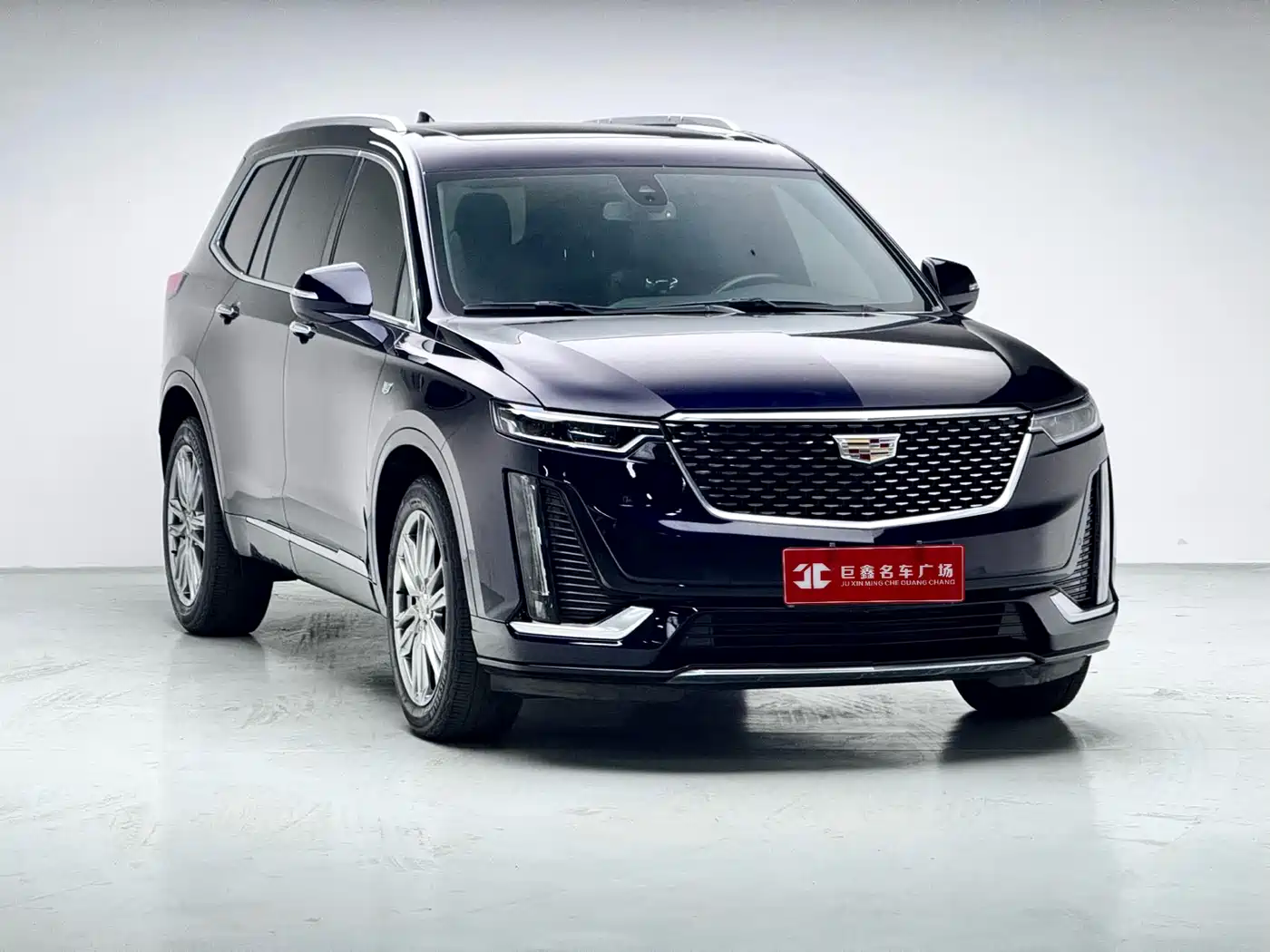 Cadillac XT6 2021 2.0T 6-Seater 2WD Luxury Edition фото 3