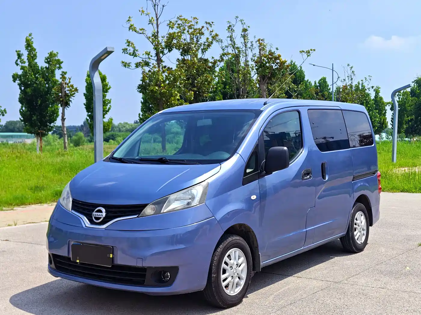 Nissan NV200 2013 2013 1.6L Premium (China IV)