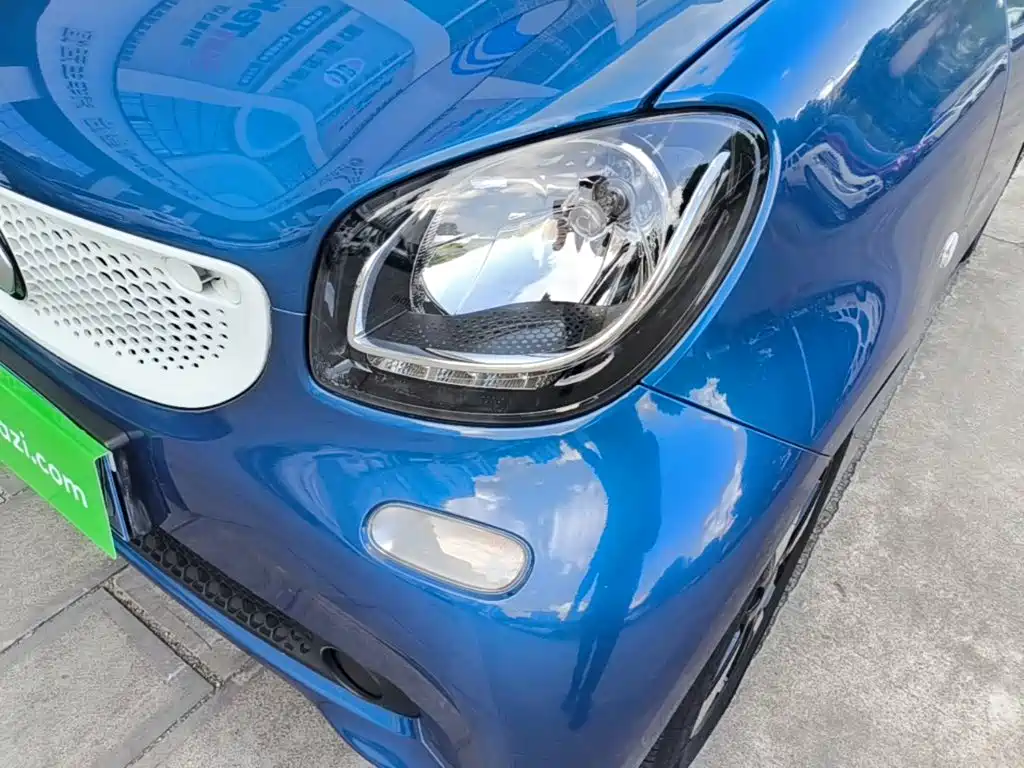 smart fortwo 2019 2018 1.0L 52kW Hardtop Passion Edition China V