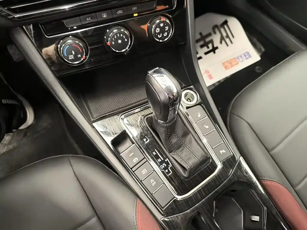 Volkswagen Bora 2019 Facelift 1.5L Automatic Comfort China V фото 14