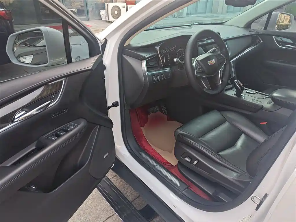 Cadillac XT5 2018 25T Luxury фото 12