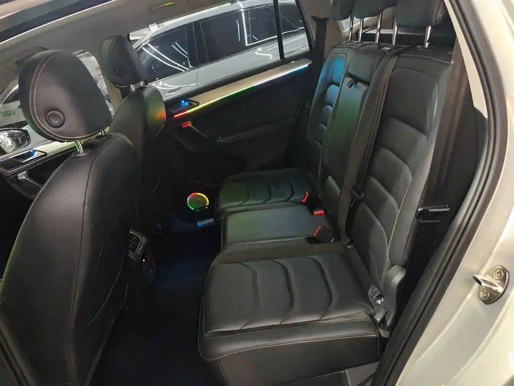 Volkswagen Tiguan L 2018 330TSI Automatic 2WD Luxury Edition фото 17