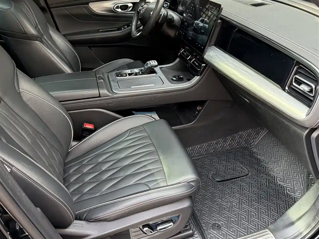 GAC Trumpchi Trumpchi GS8 2022 Pilot Series 2.0TGDI 2WD Luxury Smart Connect Edition (7-Seater) фото 23