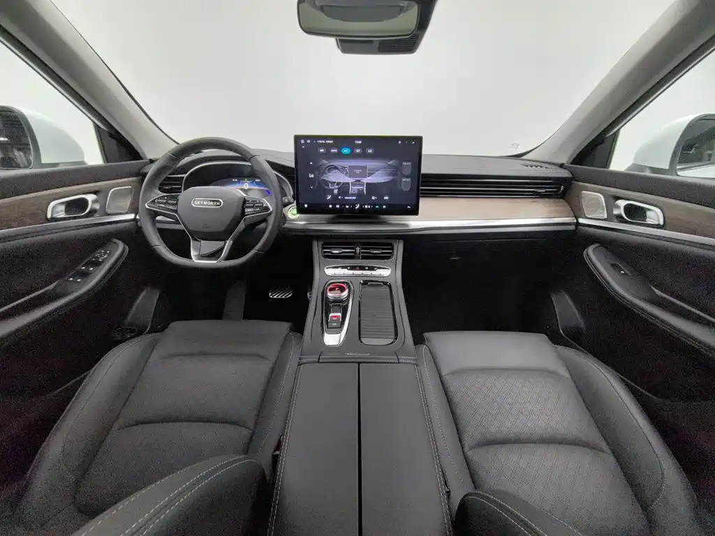 Skyworth Auto Skyworth HT-i 2024 2023 1.5L PHEV 115KM Smart Dragon Edition