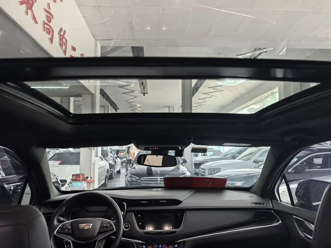 CADILLAC XT5