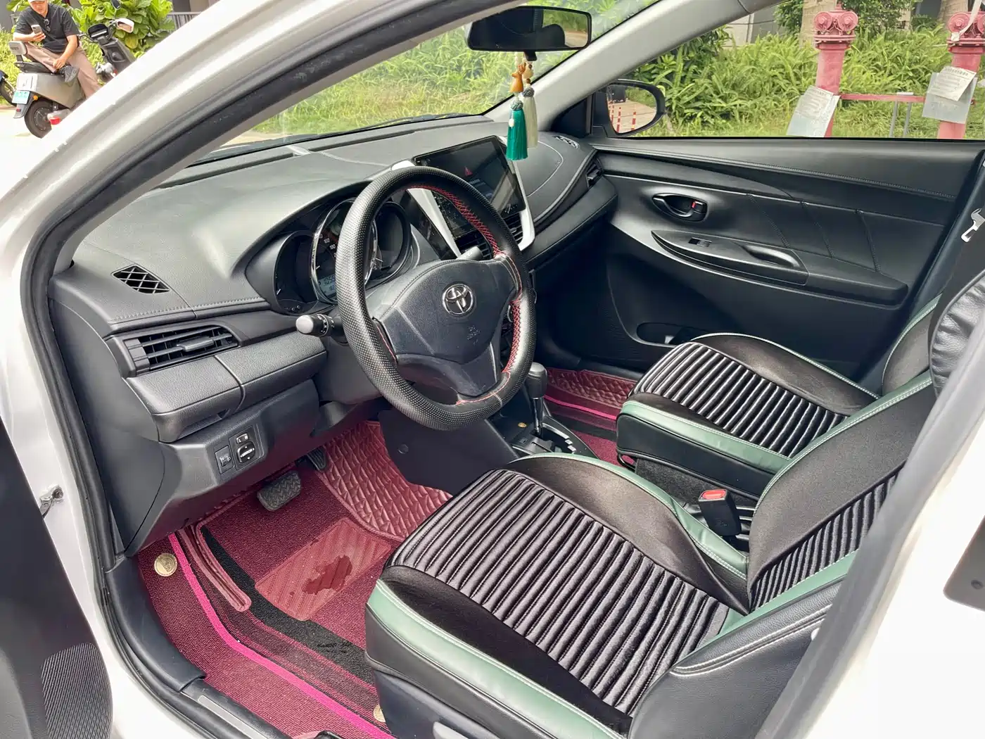 Toyota YARiS L Zhi Xiang 2021 1.5L CVT Leading Edition фото 4