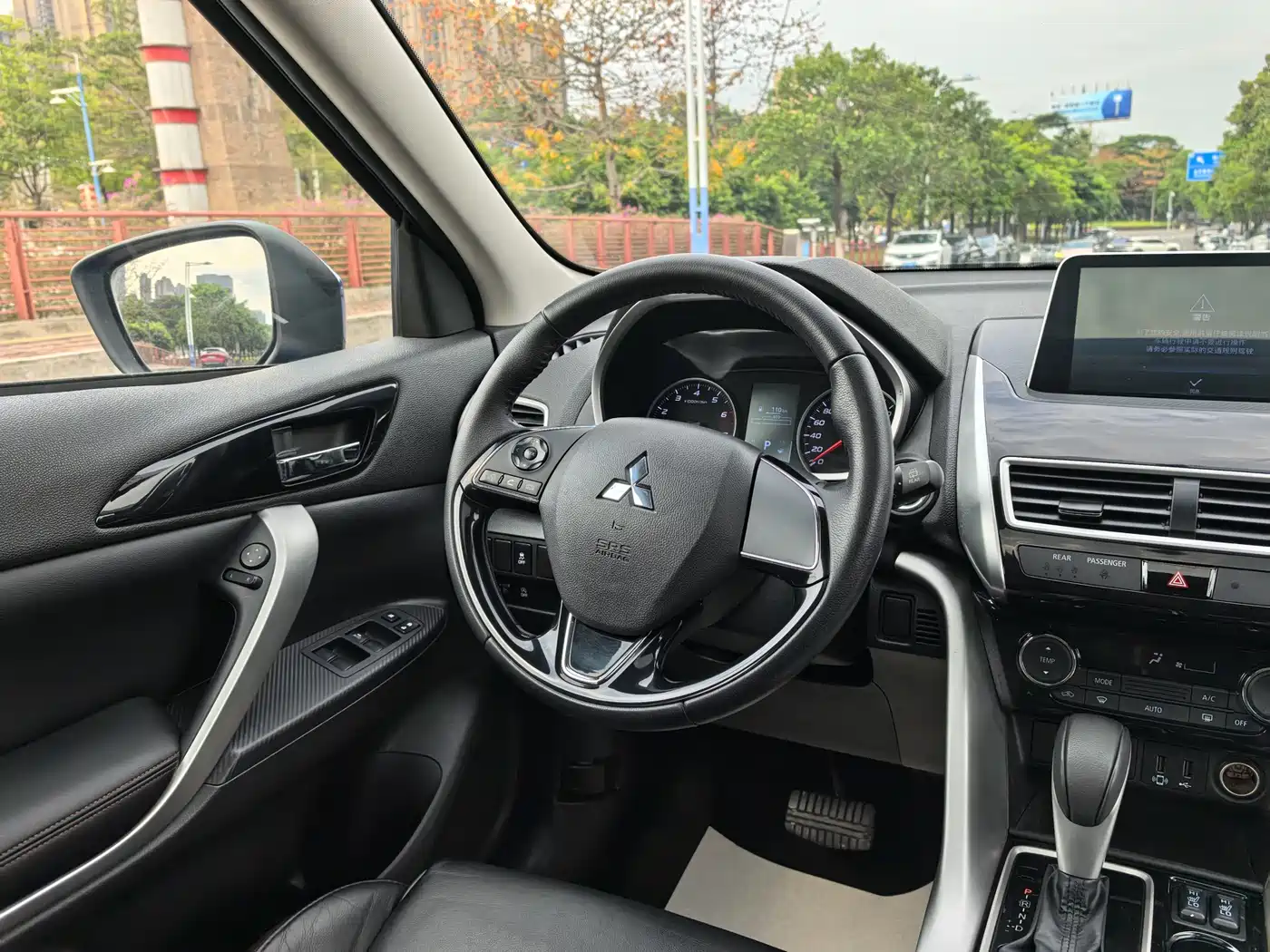 Mitsubishi Eclipse Cross 2019 1.5T CVT 2WD Dream Edition China VI фото 7