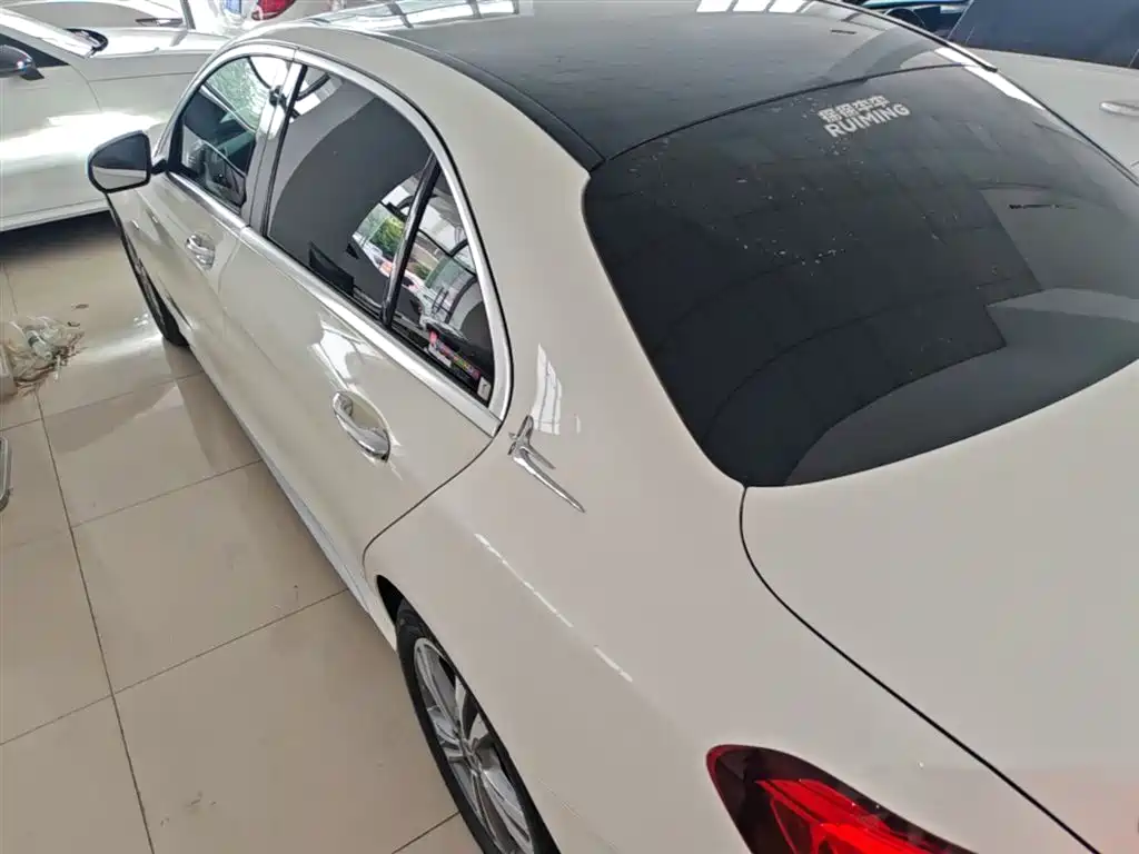 Mercedes-Benz C-Class 2019 C 180 L Fashion Sport Edition фото 5