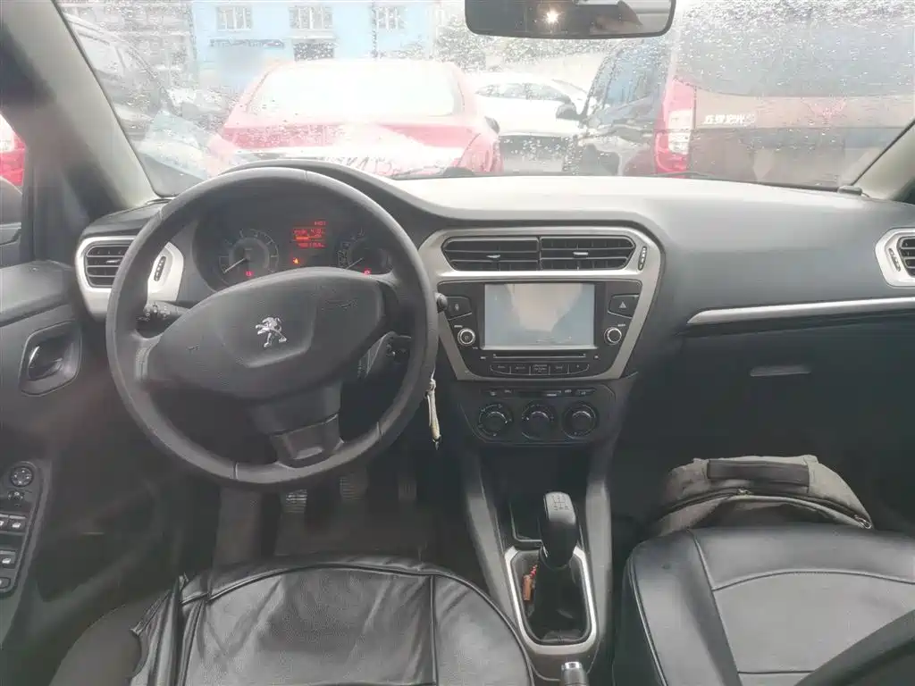 Peugeot 301 2014 1.6L Manual Comfort Edition фото 6