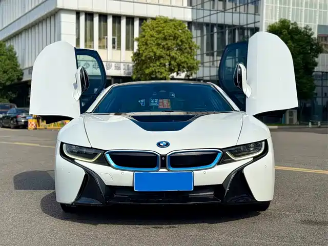  BMW BMW i8 2014 Standard