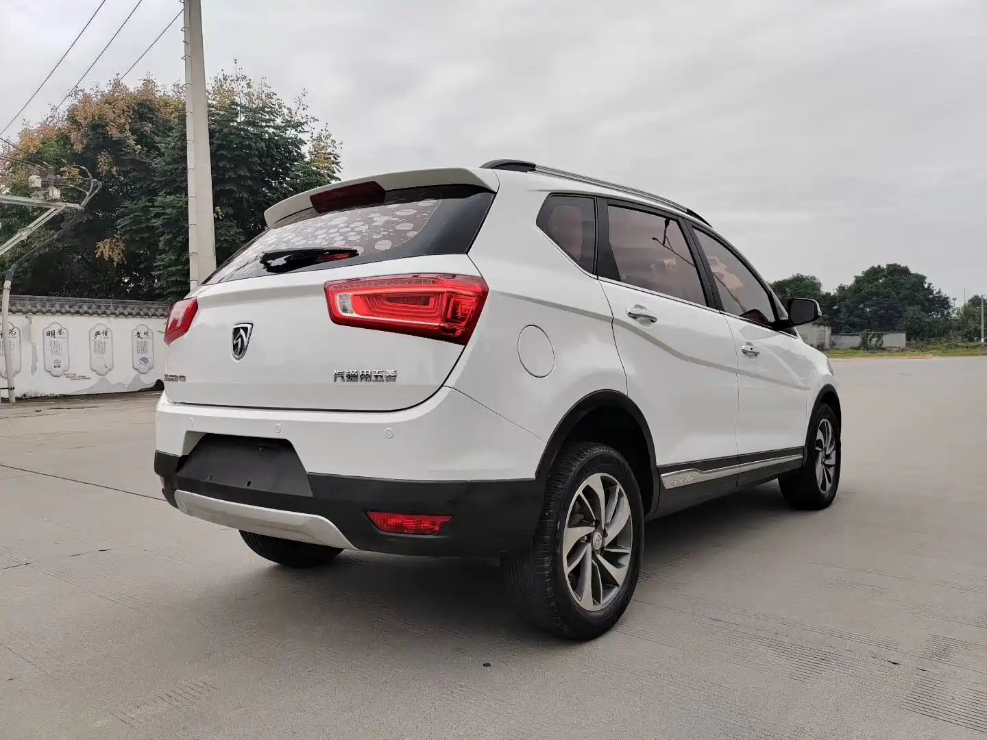 Фото 4 - Baojun 560