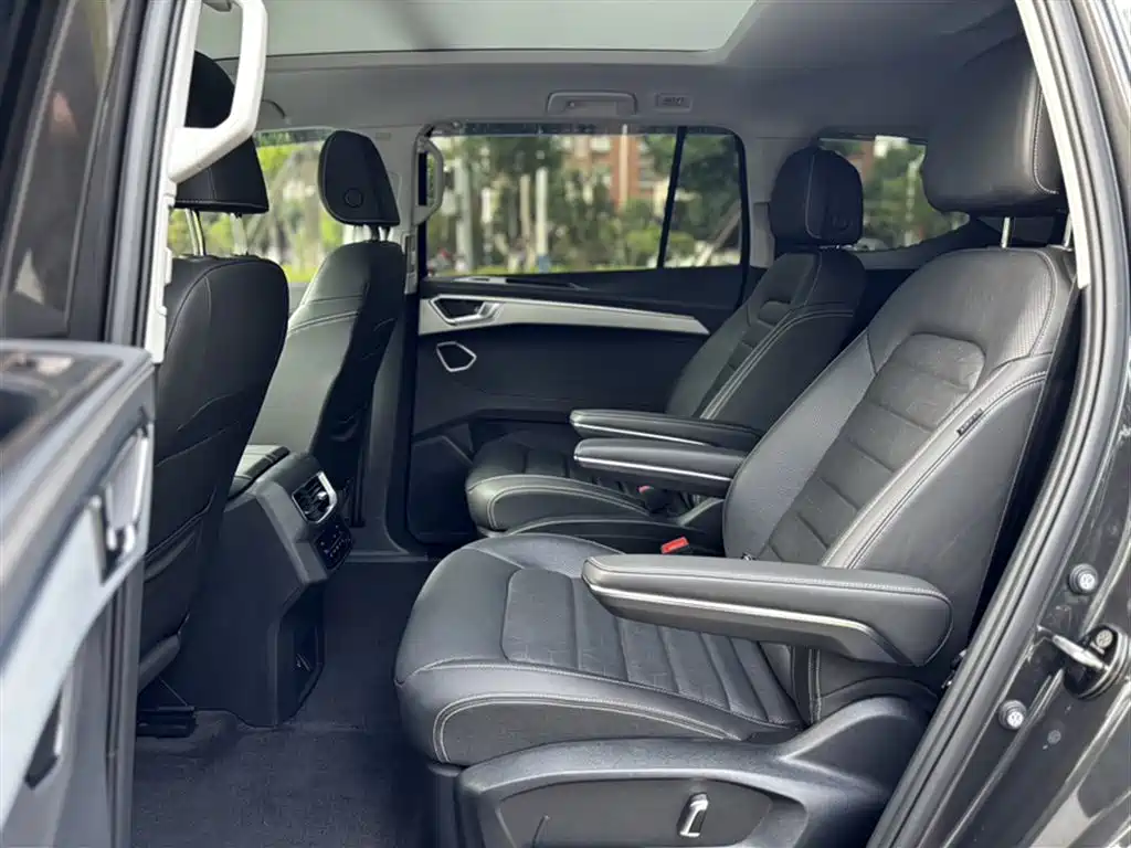 Volkswagen Talagon 2022 380TSI 4WD Luxury Premium Pro Edition 6-seater фото 23