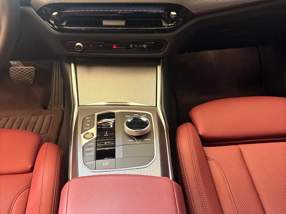 BMW 4 Series 2024 430i Gran Coupe M Sport Shadowline Package фото 12