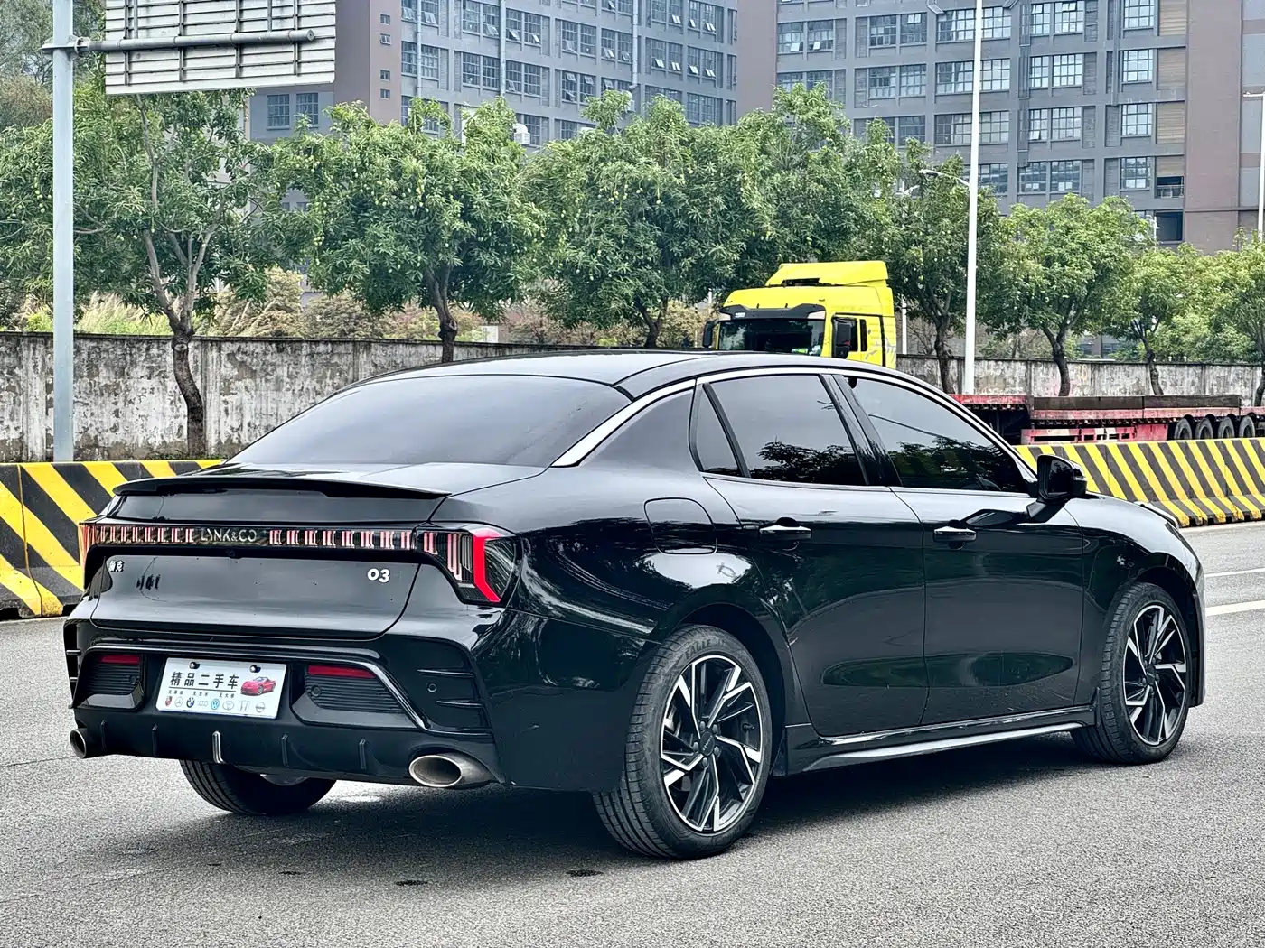 LYNK 03