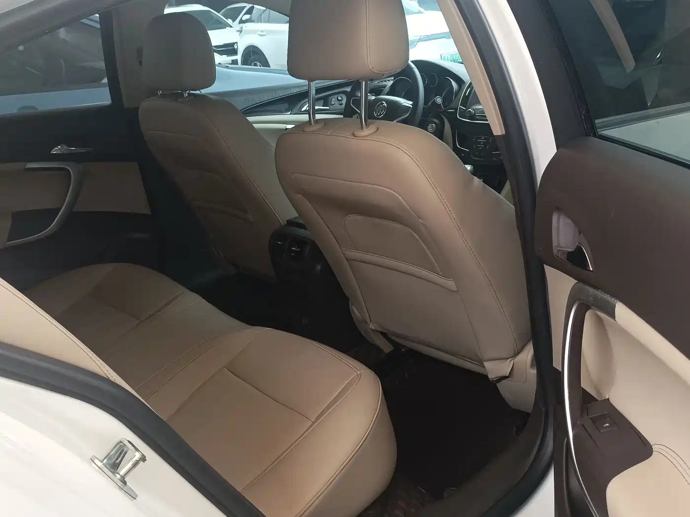 Buick Regal 2014 2.0L Leading Fashion Type фото 11