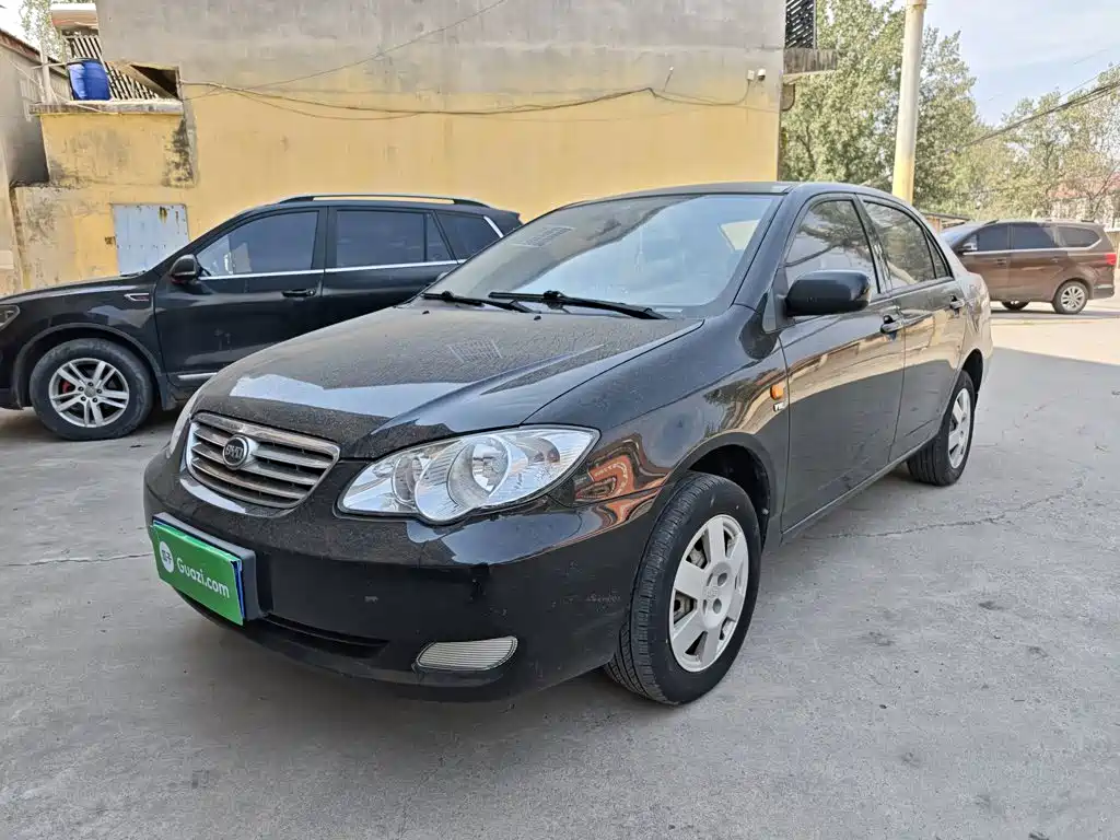 Фото 2 - BYD F3