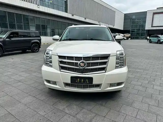  Cadillac Escalade 2013 6.2L ESV Platinum Extended